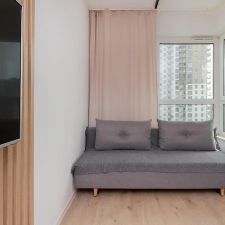 Modern With Balcony Near Arena By Renters 그단스크